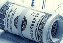 قوة الدولار تواجه اختبار الثقة وسط تصاعد الشكوك العالمية